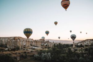 alex azabache KGwKnrxSg unsplash